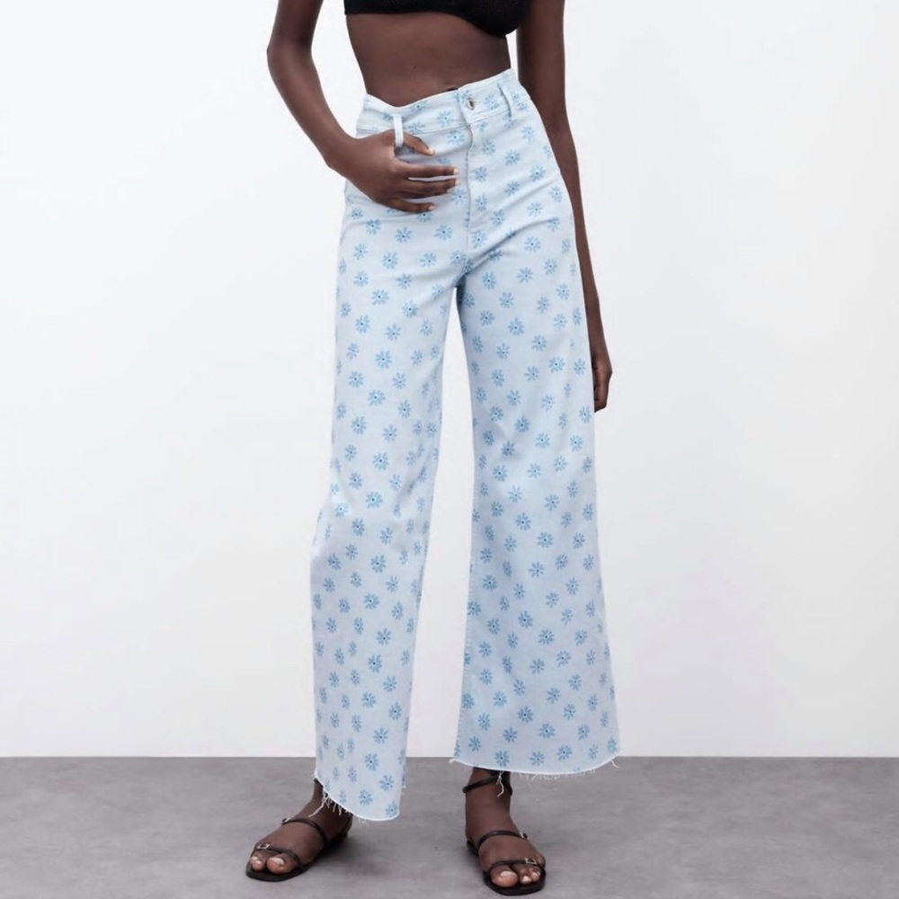 Zara daisy marine straight flare jeans
